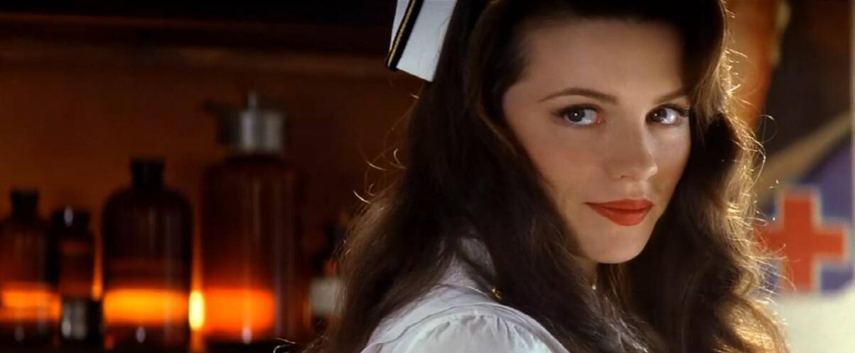 女间谍史上,辛西娅是接近完美无缺,她是如何走上这条路的?