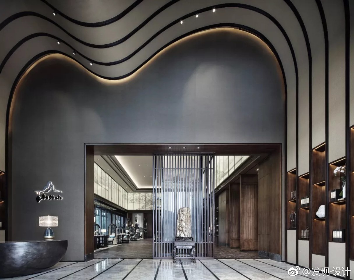 pal梁景华最新力作—900 平方米新中式素雅营销中心设计