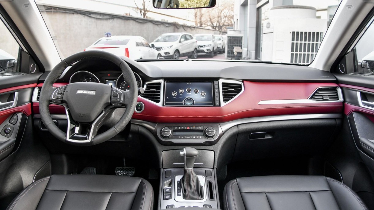 18红标哈弗h6coupe内饰