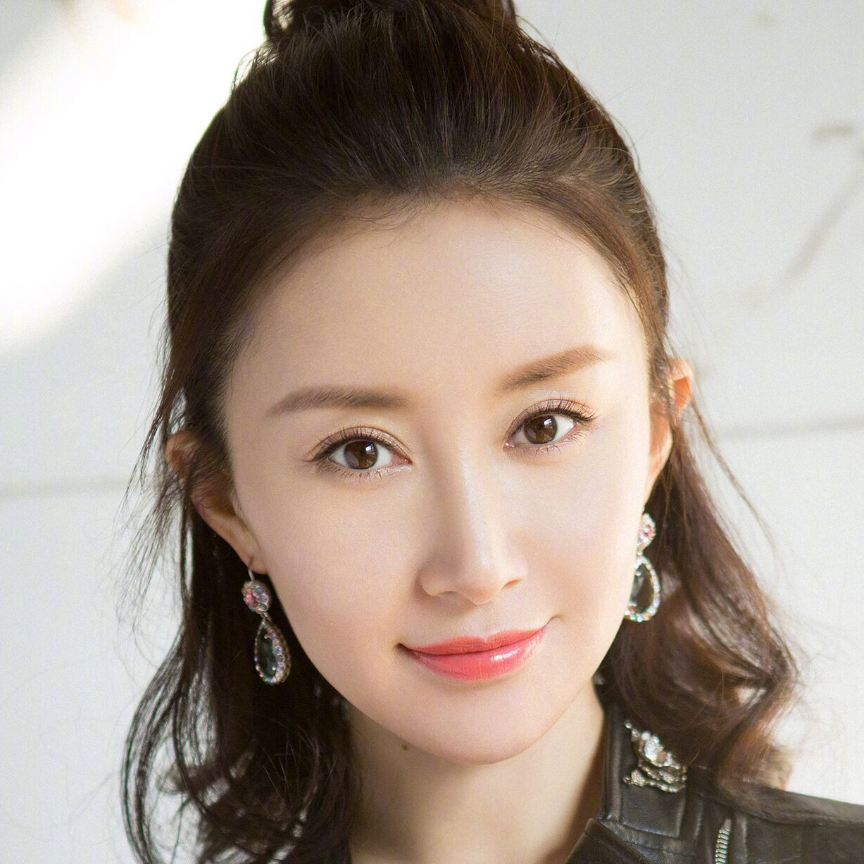 舒畅这种清纯的美干净贵气_新浪看点