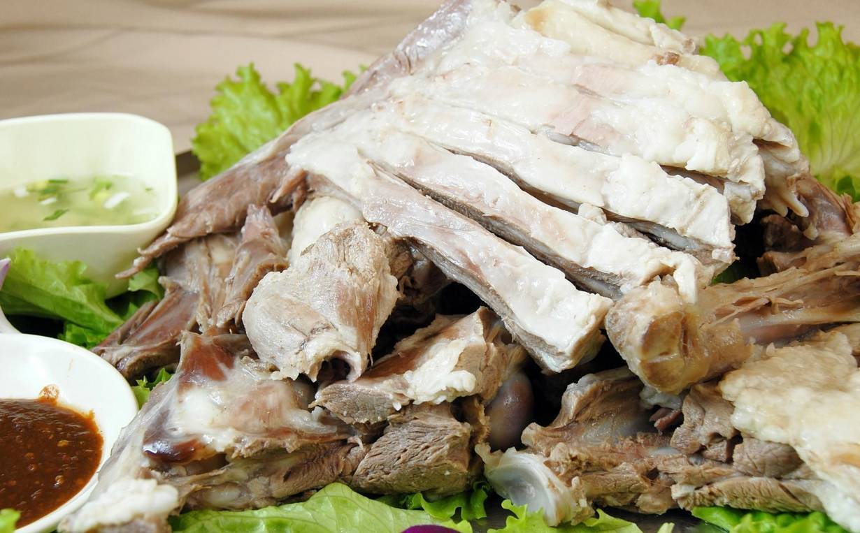 手把肉带你一品草原羊肉之鲜