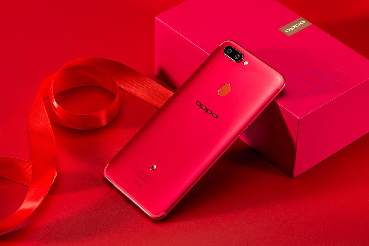 18k金"lucky dog"好运常伴,新年版oppo r11s真机图赏