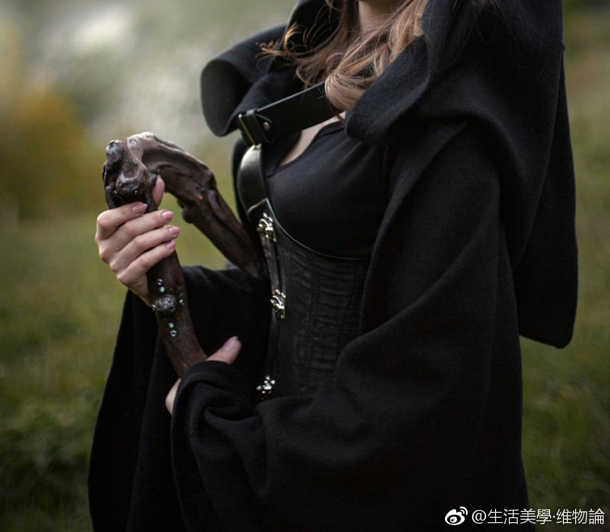 欧洲中世纪服装衬托出的女性之美 图片来源 | maria mil