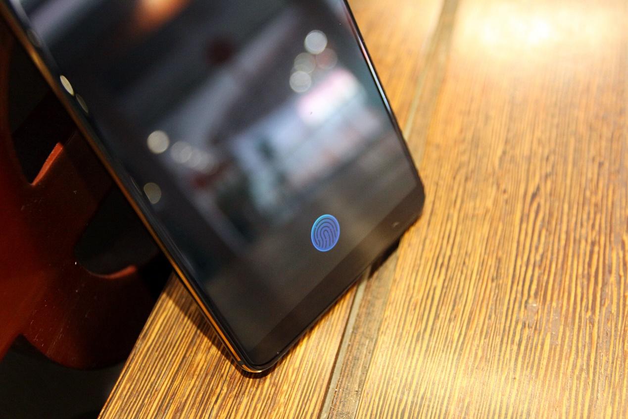 一场诗意的美梦, 跟随屏幕指纹手机vivo x20 plus ud探秘喀纳斯