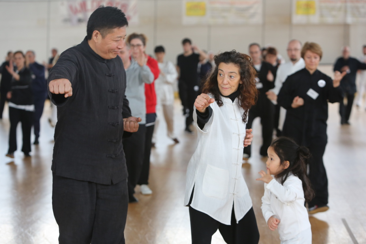 讲师王占海传授太极拳