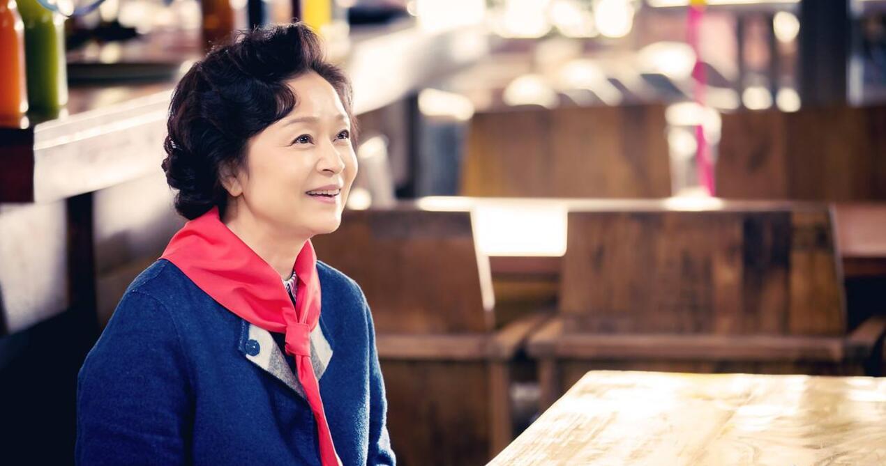 冯小刚都被她演技折服, 为演好角色整整两天两夜不