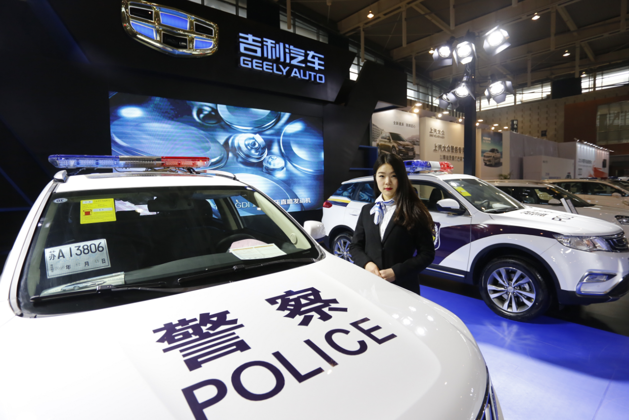 公安系统警车,白俄阅兵开道车,驻华使节座驾,都是这款中国车