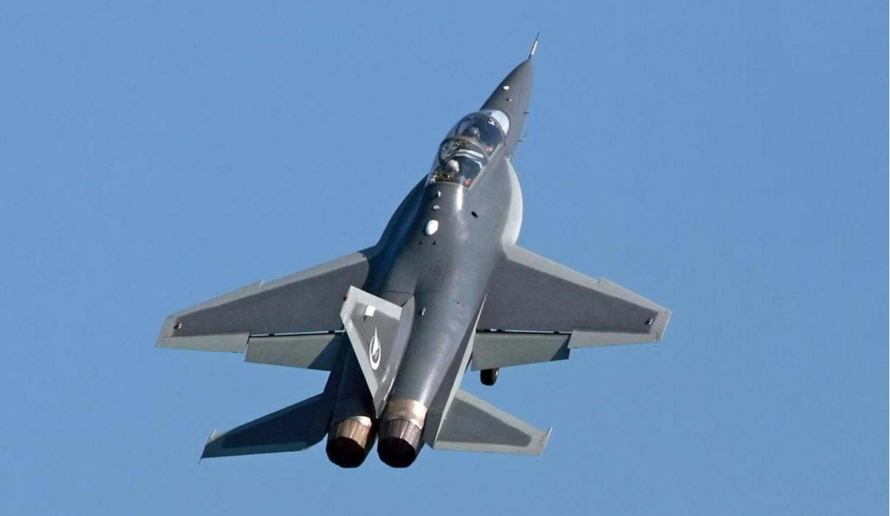 l15火力加强型首次曝光外形漂亮的飞机一定是好飞机