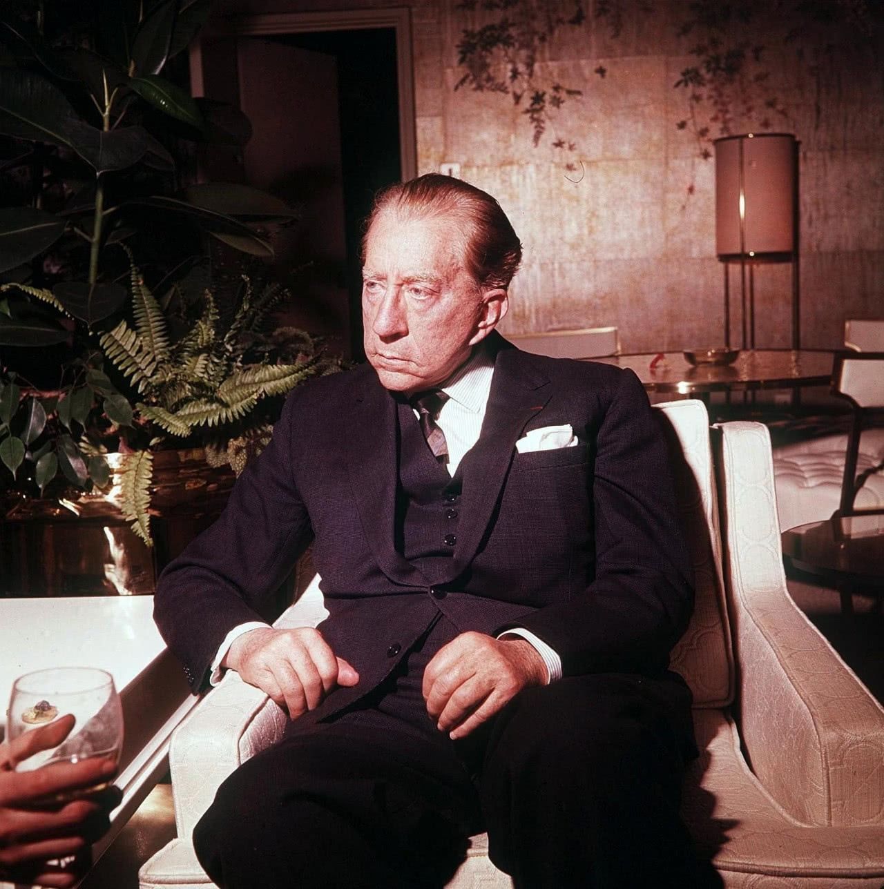 世界首富拒绝用一天的收入换孙子的命,却自掏腰包建了这里