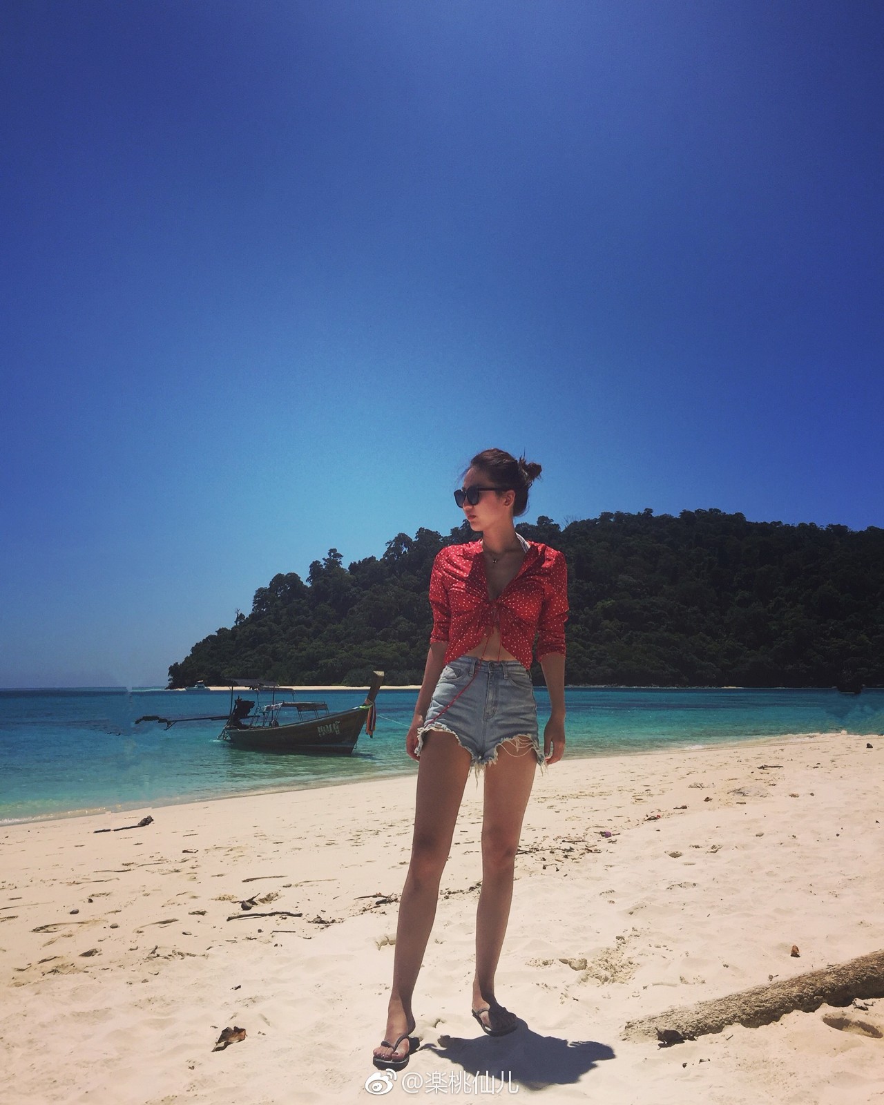 校花日记王梓桐24岁来自esmodparis毕业特长法语