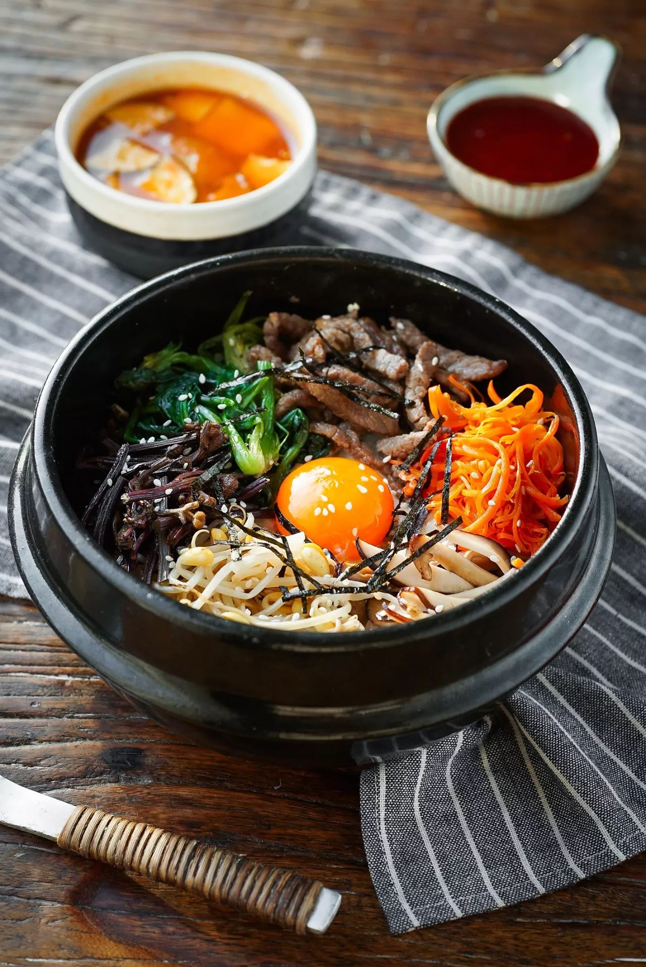 韩餐里最受欢迎的石锅拌饭自己在家也能做