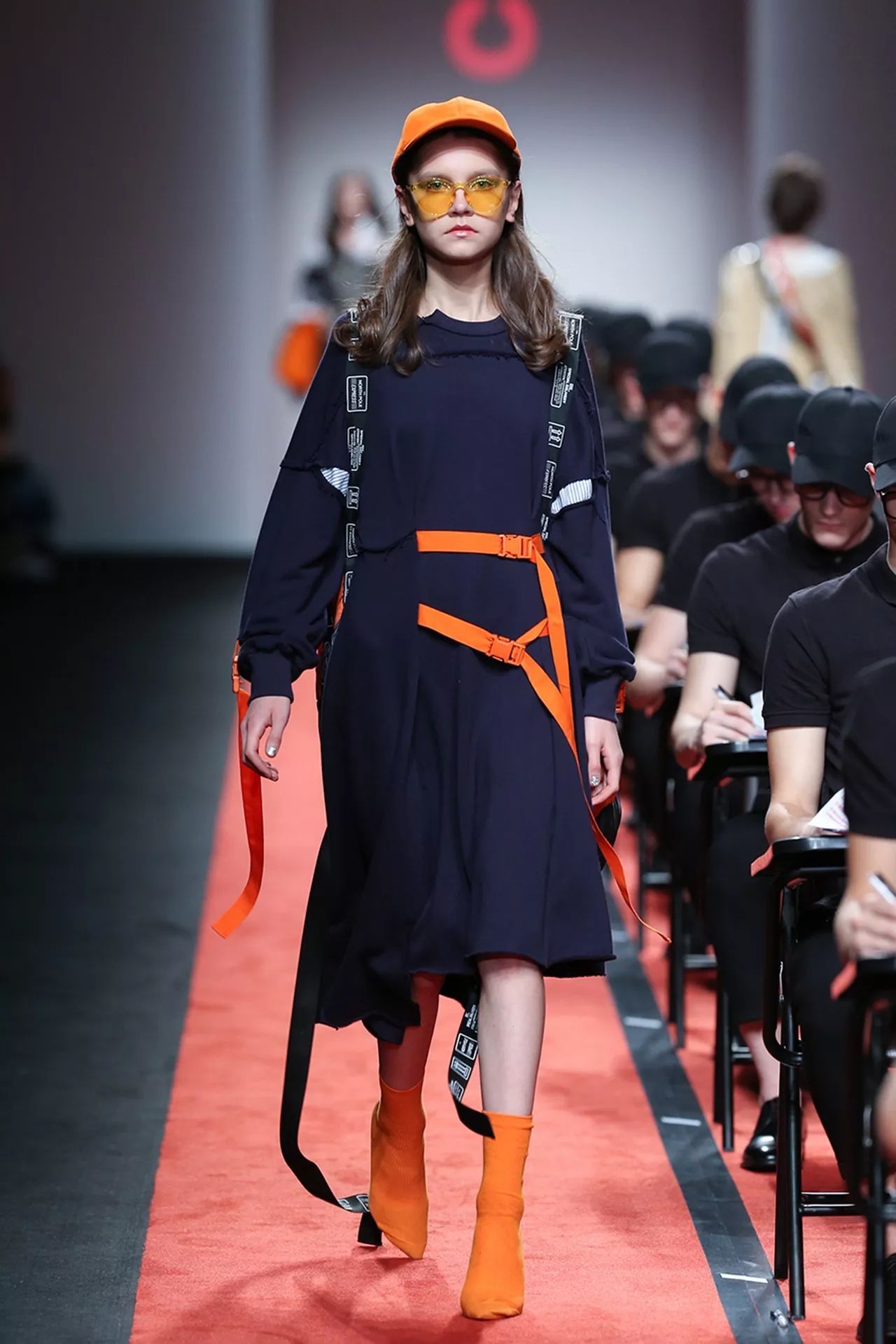 趋势2018春夏亚洲服装都流行什么