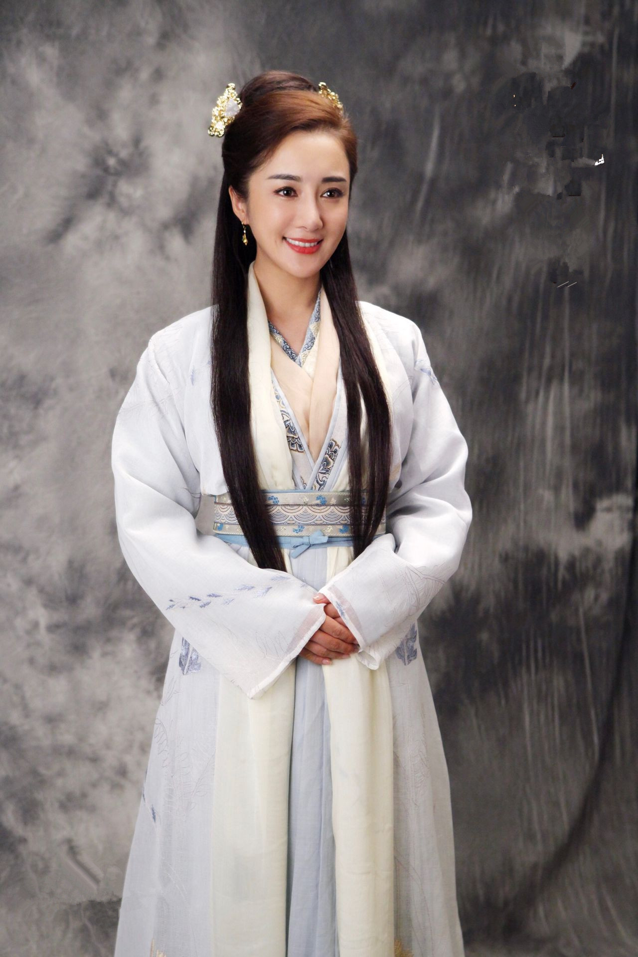 金庸笔下这一女子 从未出场却魅力非凡 其女儿更是惊才绝艳