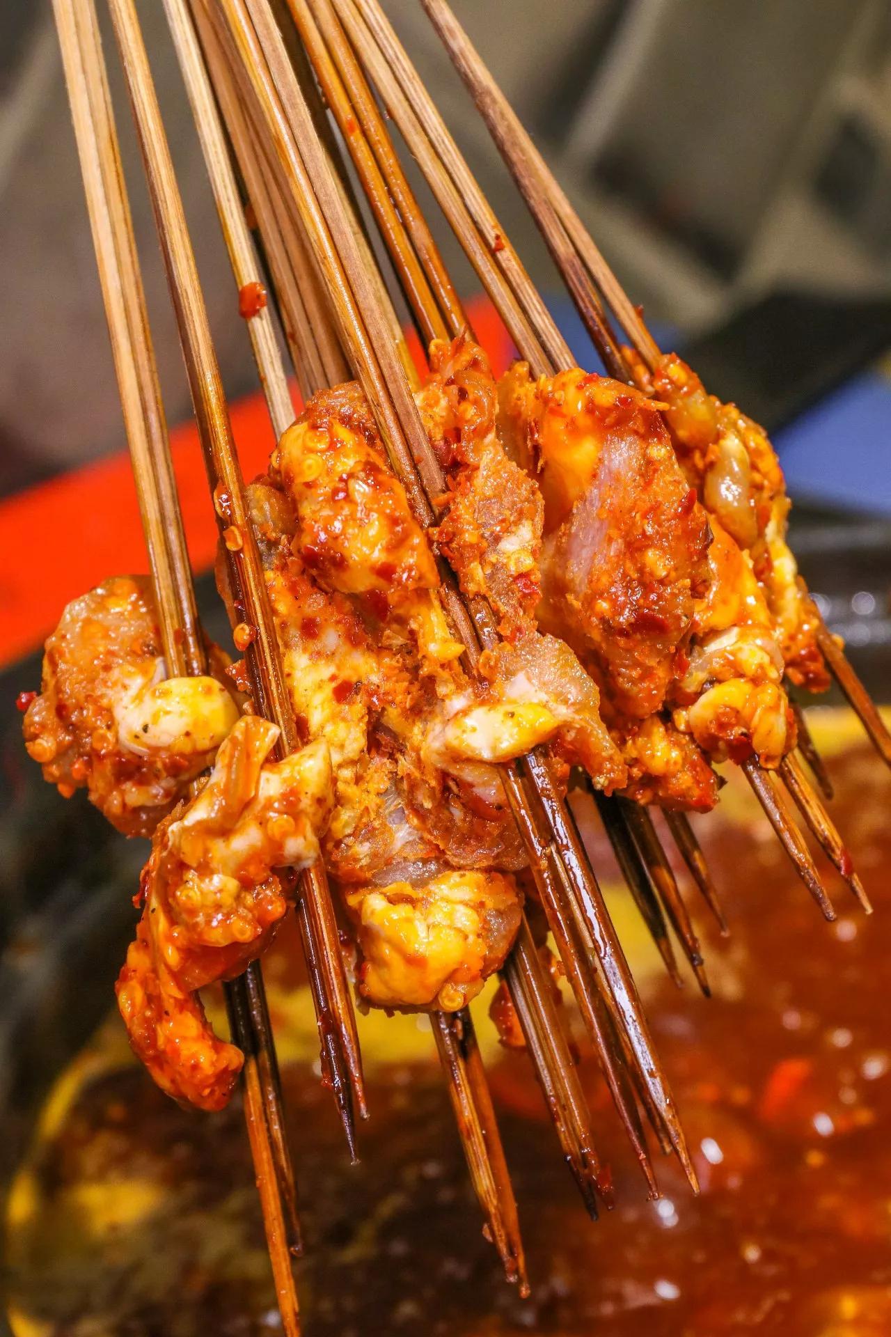 成都唯一的牛五花串串,现在5.8折嗨吃!