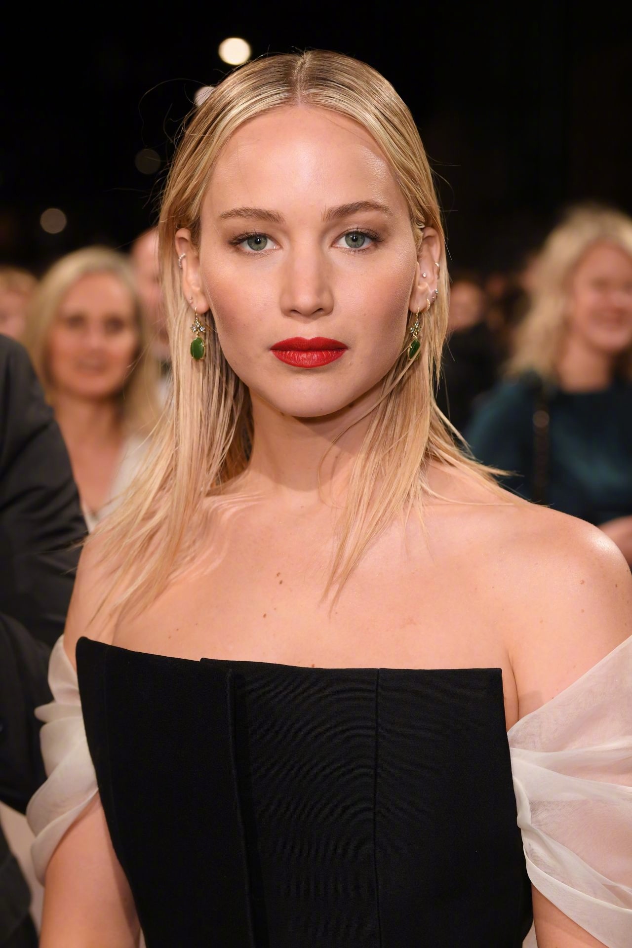 英国电影学院电影大奖(bafta),詹妮弗劳伦斯身穿christian dior 2018