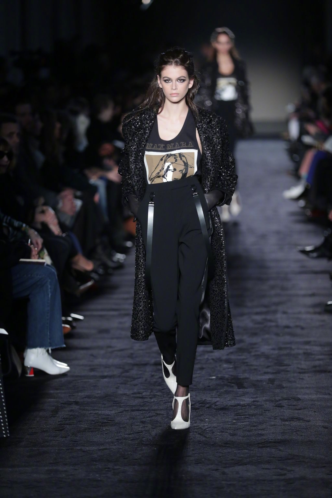 max mara 2018 秋冬大秀上的kaia gerber