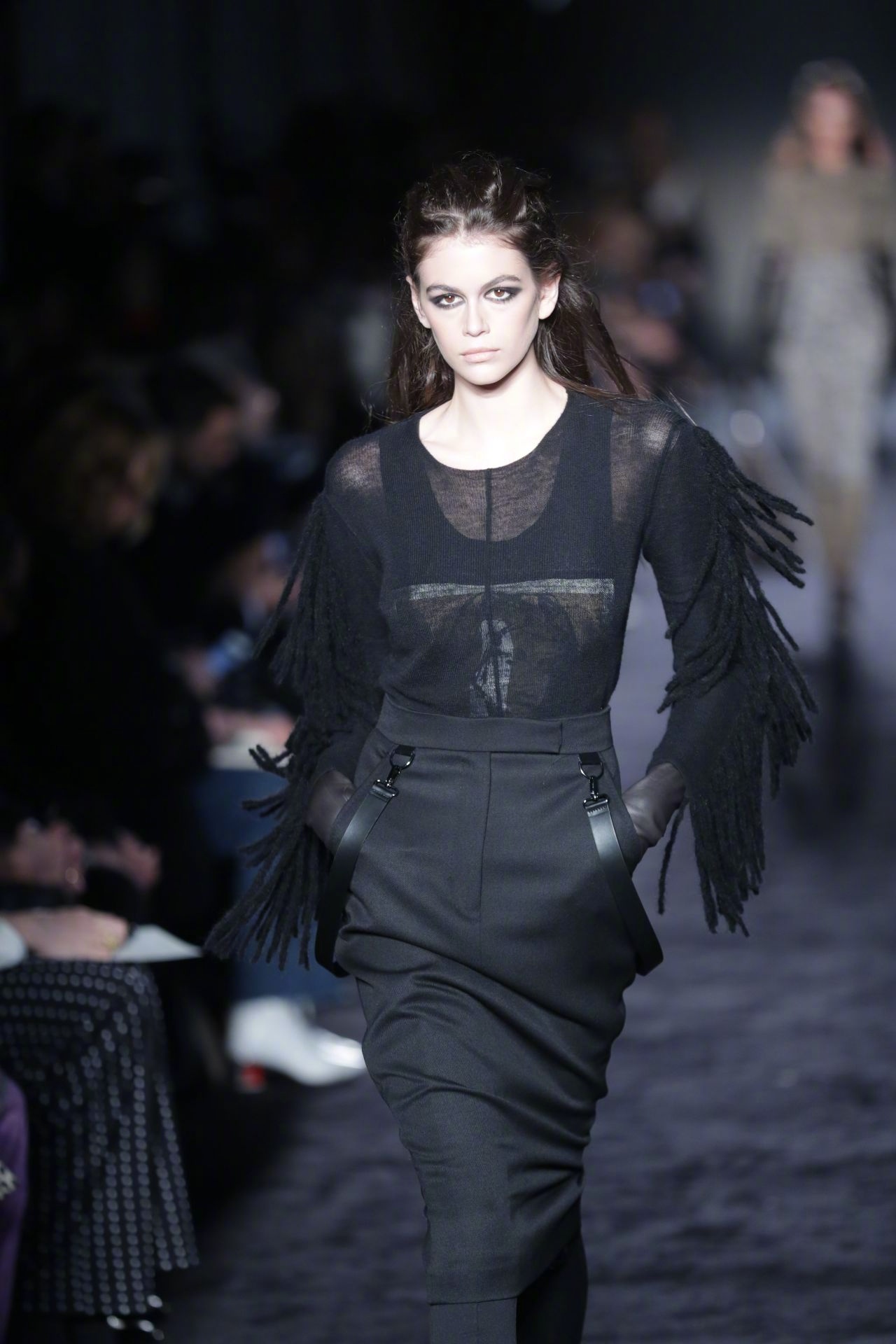 max mara 2018 秋冬大秀上的kaia gerber