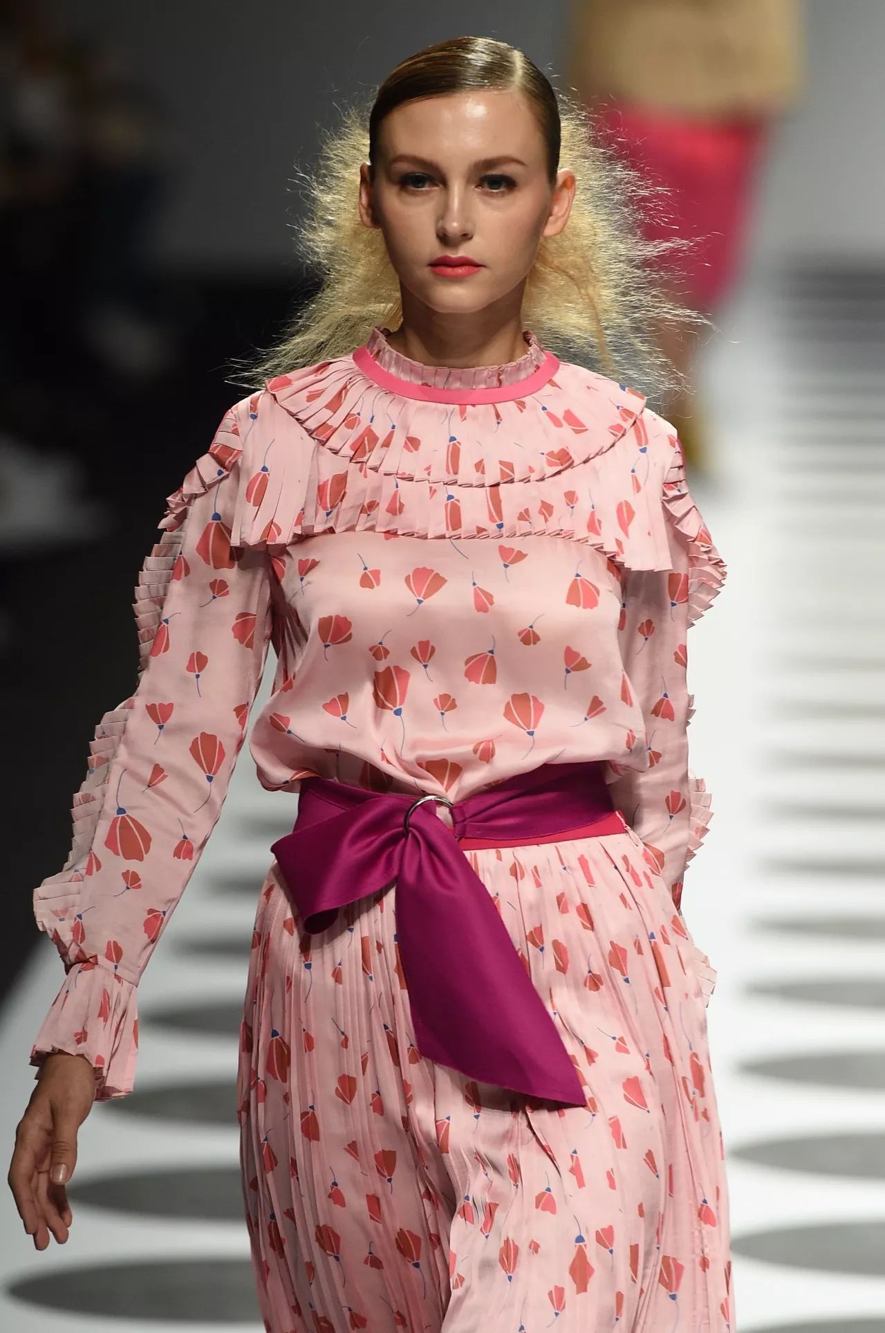 趋势2018春夏亚洲服装都流行什么