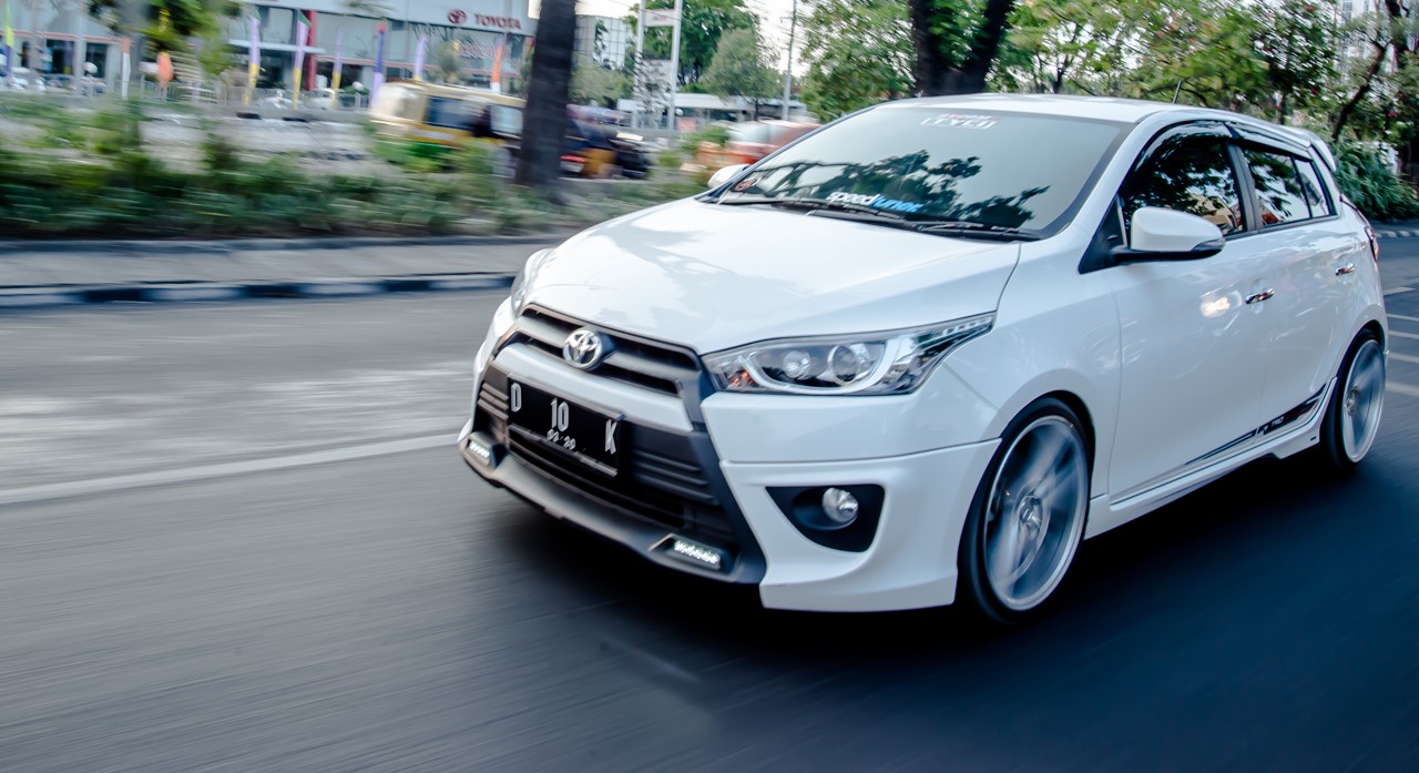 异种轮毂流18寸amg上身致炫丰田致炫改装案例