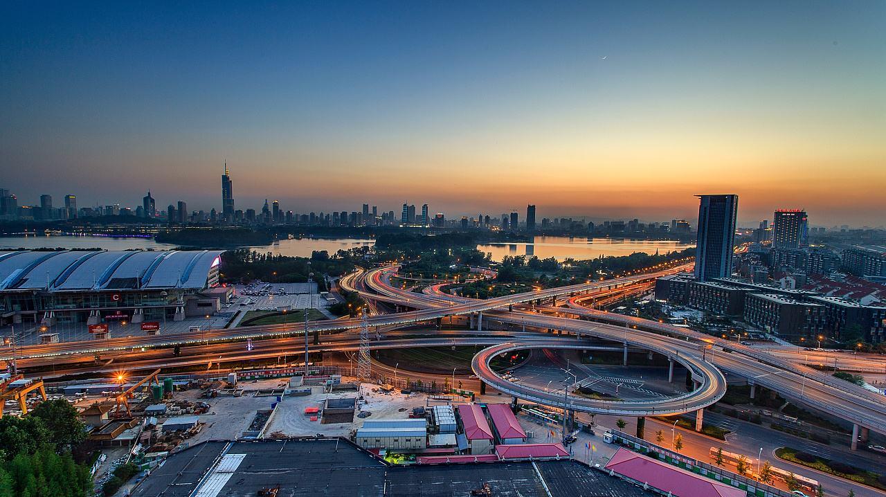 中国综合实力最强的三座省会城市，一座已晋升为国际化大都市！|城市|武汉|南京_新浪新闻