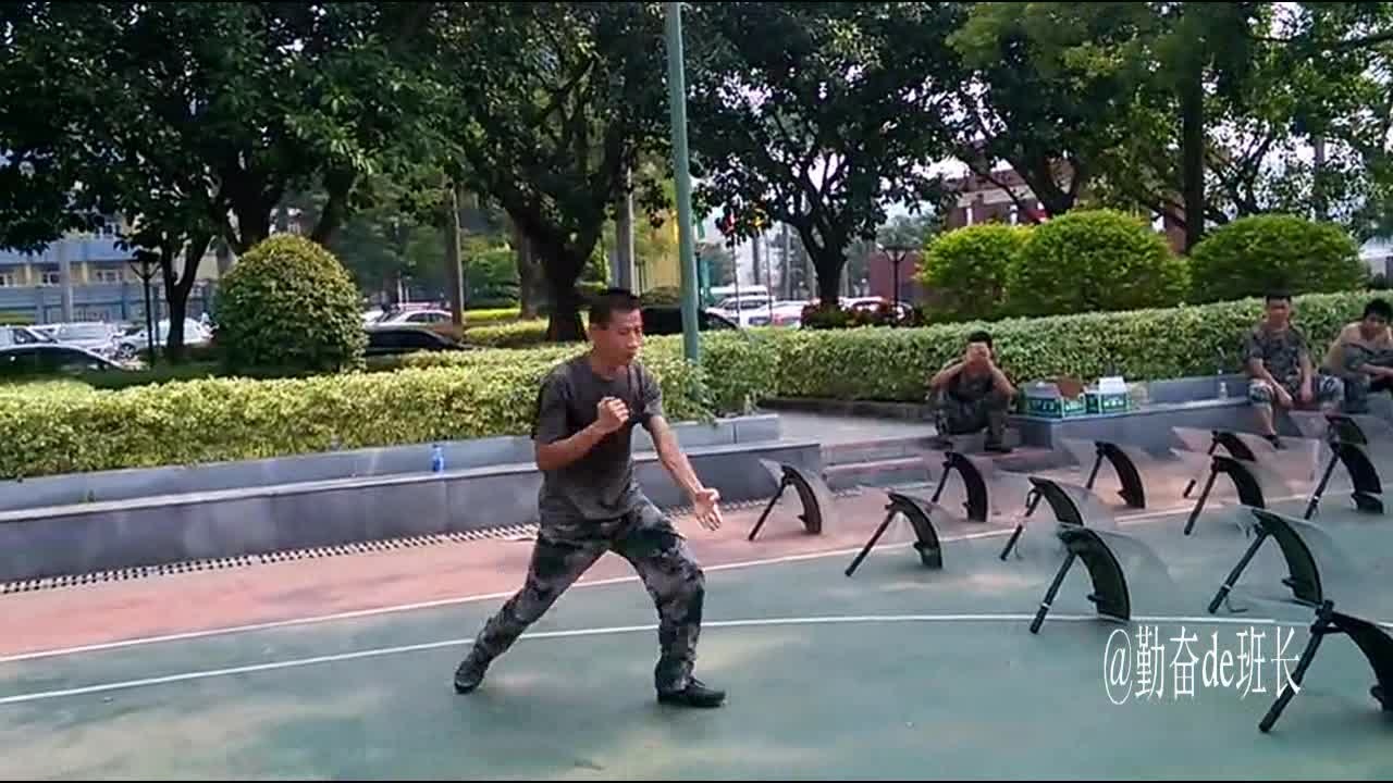 你知道擒敌拳第一套与第二套的区别吗?看看这位武警老兵是如何打的!