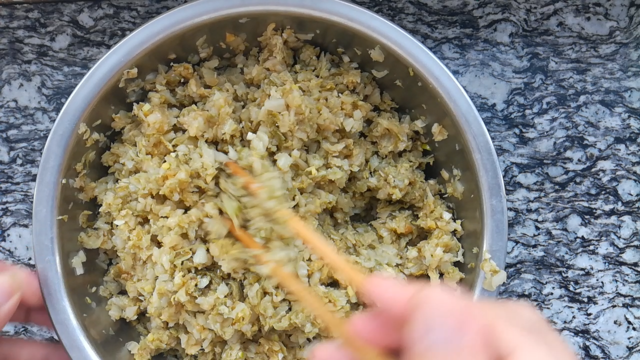 2分钟教你酸菜素馅饺子做法这样做更好吃怎么吃都不腻