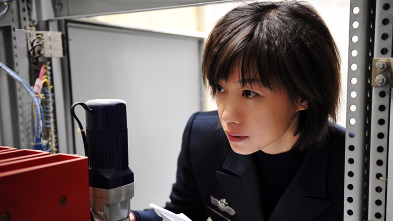 安全 做出巨大贡献的几位当代青年女科学家 第一位中国激光女神侯静