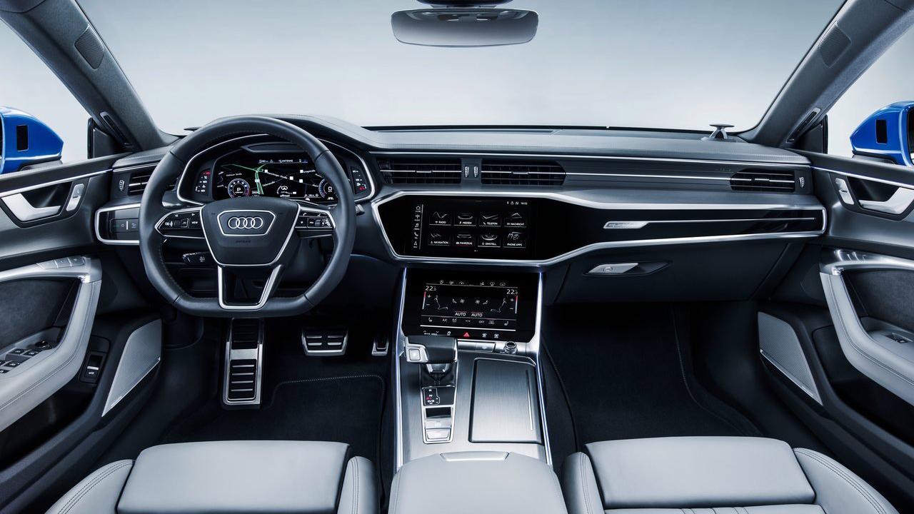 全新a6l最吸引消费者的还是在于内饰设计,不得不说新款a6l内饰风格