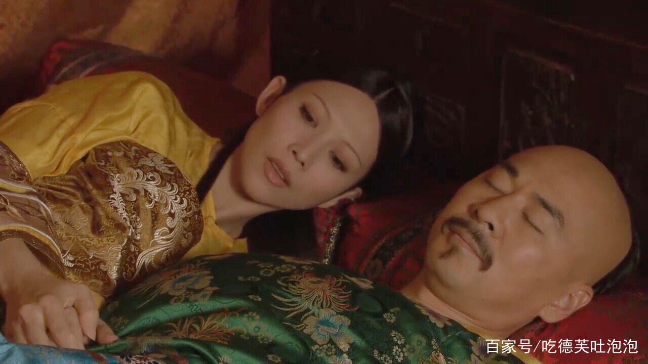 甄嬛传:谁看懂了?皇后侍寝时,为何要在夜里对皇上做这恶心事?