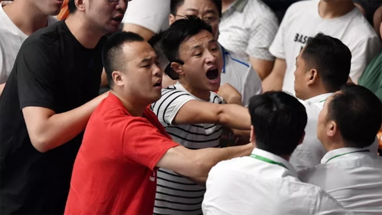 为什么人在打架前经常会说"你再说一遍"?今天总算知道其中深意