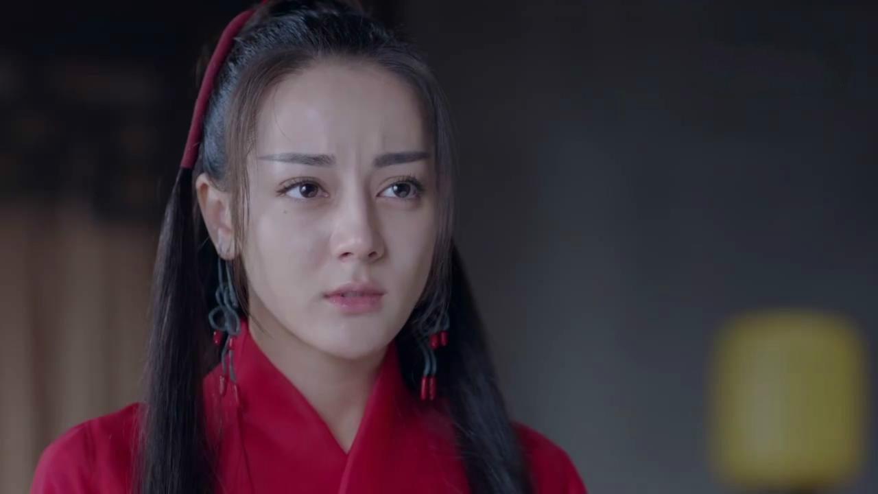 迪丽热巴为了把工作的重心转移到影视剧都已经放弃《奔跑吧》这个综艺