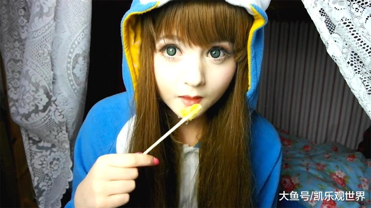 全球最"白"女孩, 仅15岁就成上千万男生的女神, 爆红全世界网络