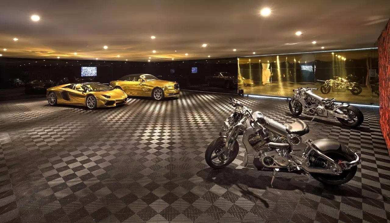 美国洛杉矶1905㎡豪宅,售价1.15亿刀,含劳斯莱斯和兰博基尼跑车