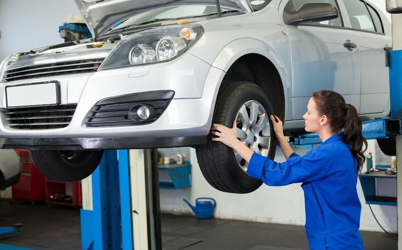 爱车也有出故障的时候,那么该如何应对修车厂的偷梁换柱呢?