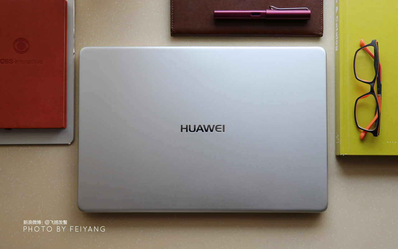 而这款华为huawei matebook d(2018版)也毫无保留的继承了华为在此