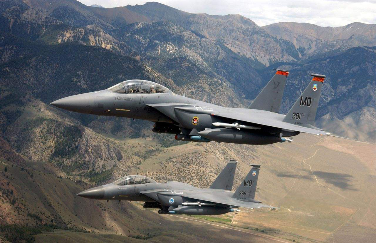 21世纪销量第一的战机,中国砸重金才请进来,如今依然领先全军!