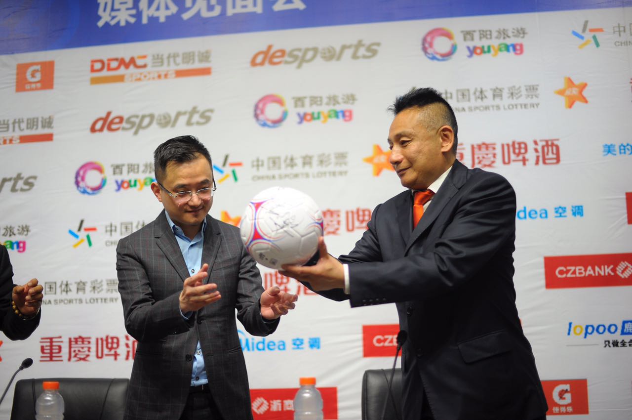 宫磊又被老板炒了鱿鱼,我们更希望宫指导干回解说的老本行!