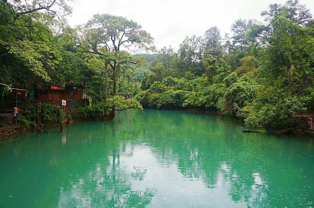 荔波樟江风景名胜区位于贵州省黔南布依族苗族自治州荔波县