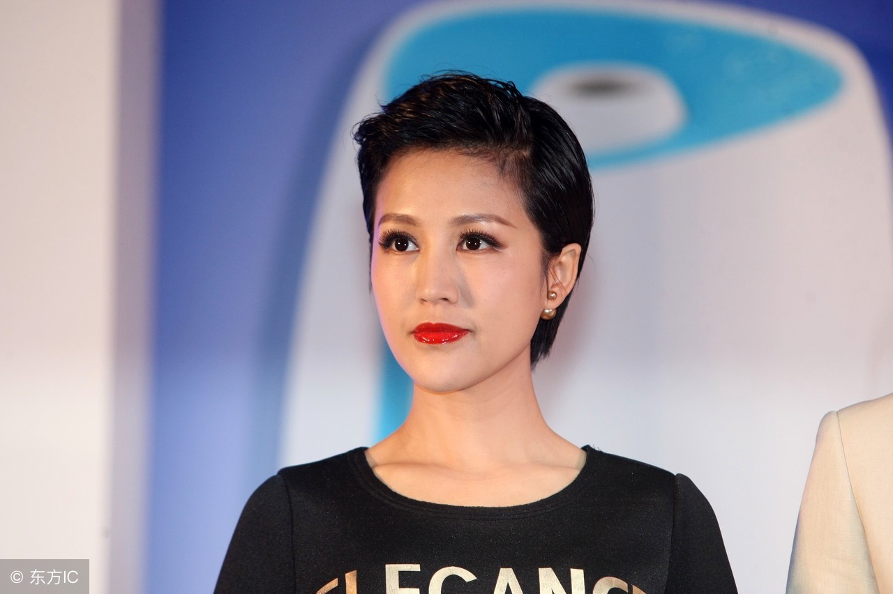 上海话剧艺术中心演员:鲍蕾