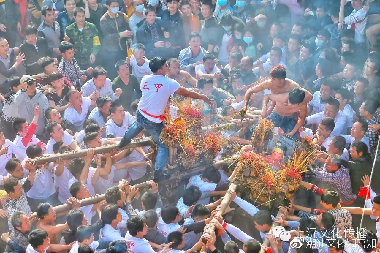 每年农历正月21, 22日,汕头市澄海区盐鸿镇盐灶村上社乡都会上演一场