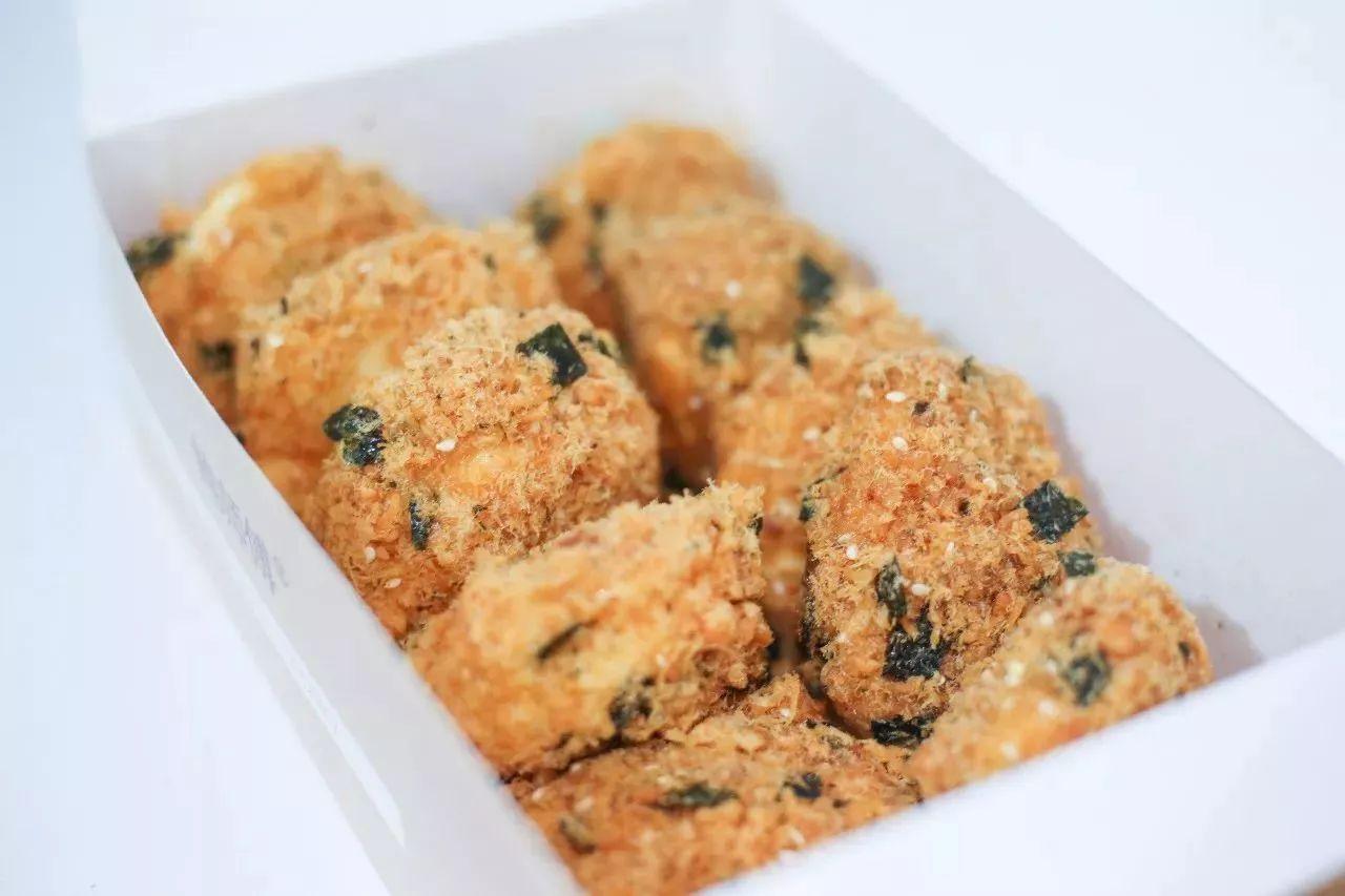 被迪丽热巴安利成网红的酸奶疙瘩,在淘宝上疯狂销售