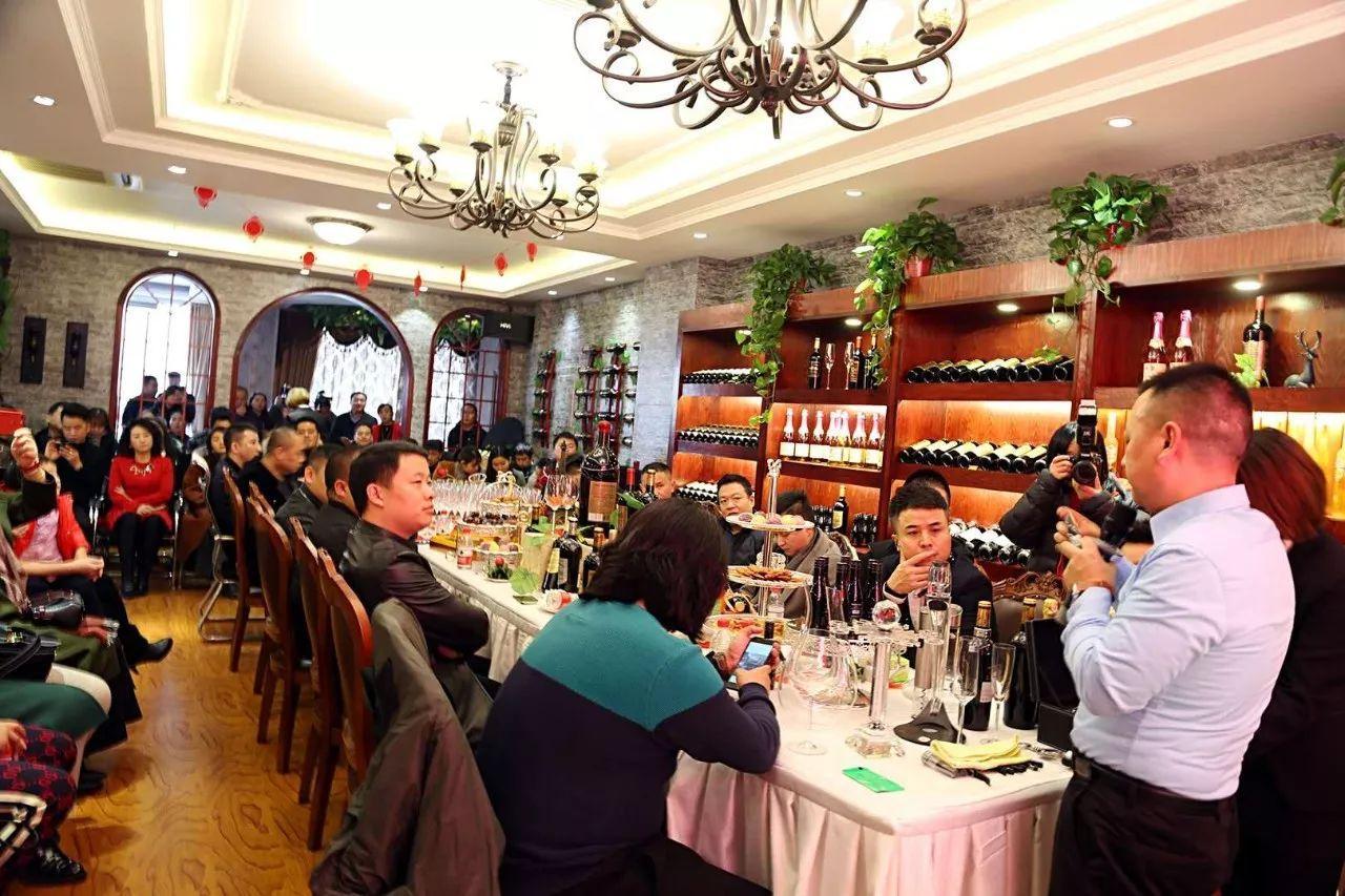 飘洋过海,相约西安沃顿红酒曲江店迎新年品酒会!