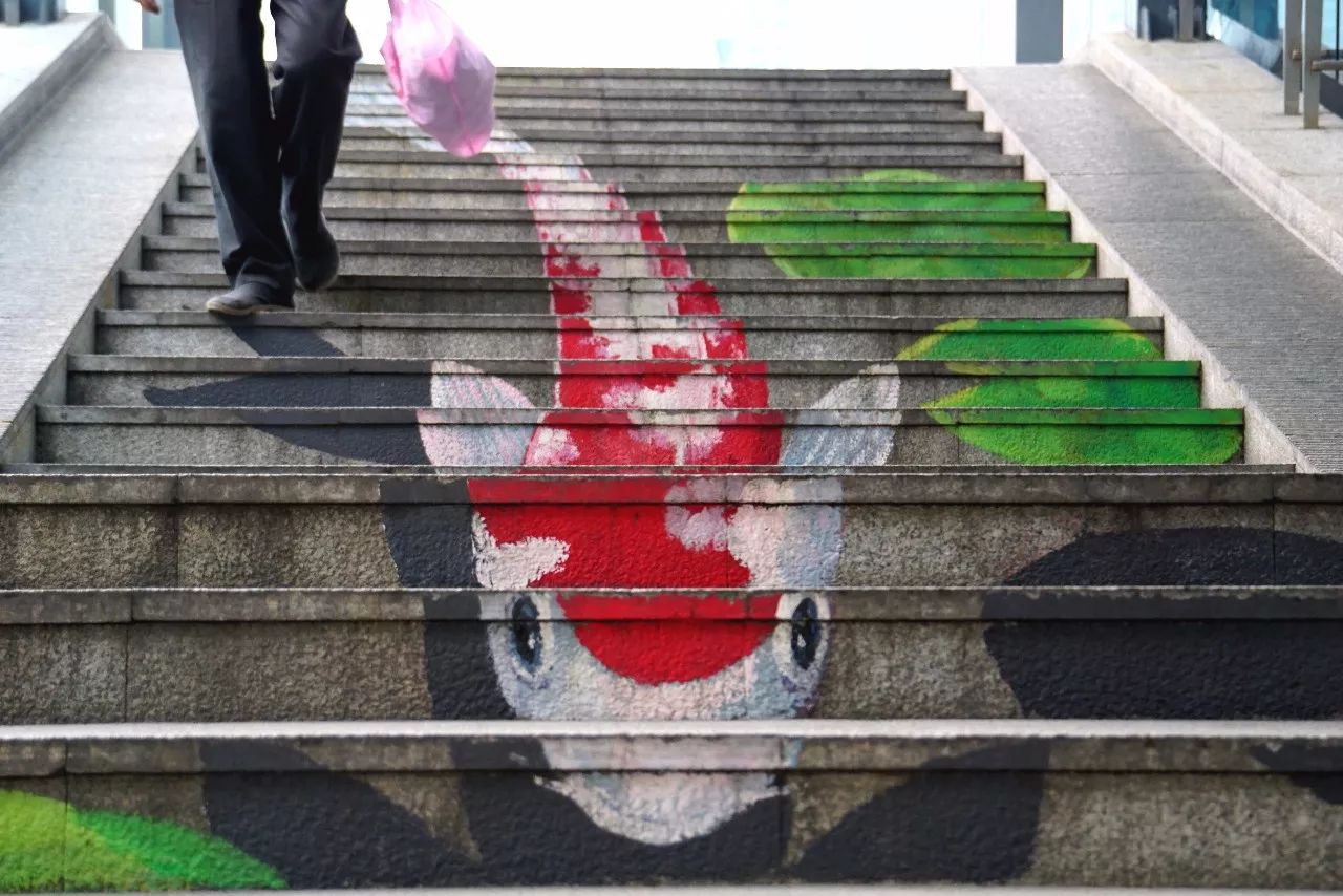 天桥变鲤鱼池,狮子跃龙门?佛山新增3d涂鸦胜地,你自拍了没