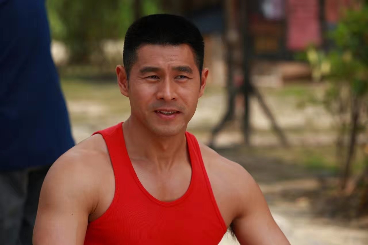 《知青家庭》登陆央视八台 马东延展现铁汉柔情