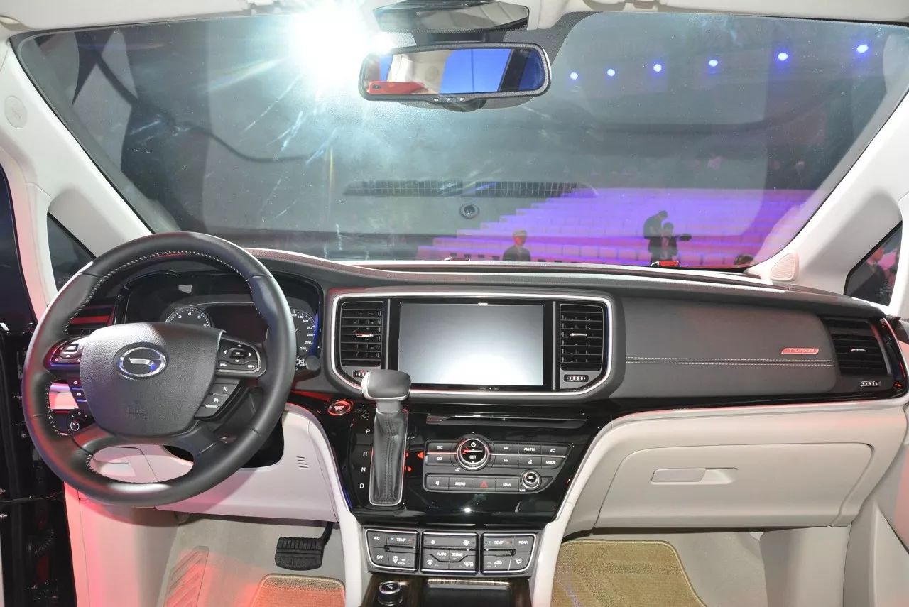 广汽传祺gm8上市,自主mpv能否挑战gl8霸主地位?