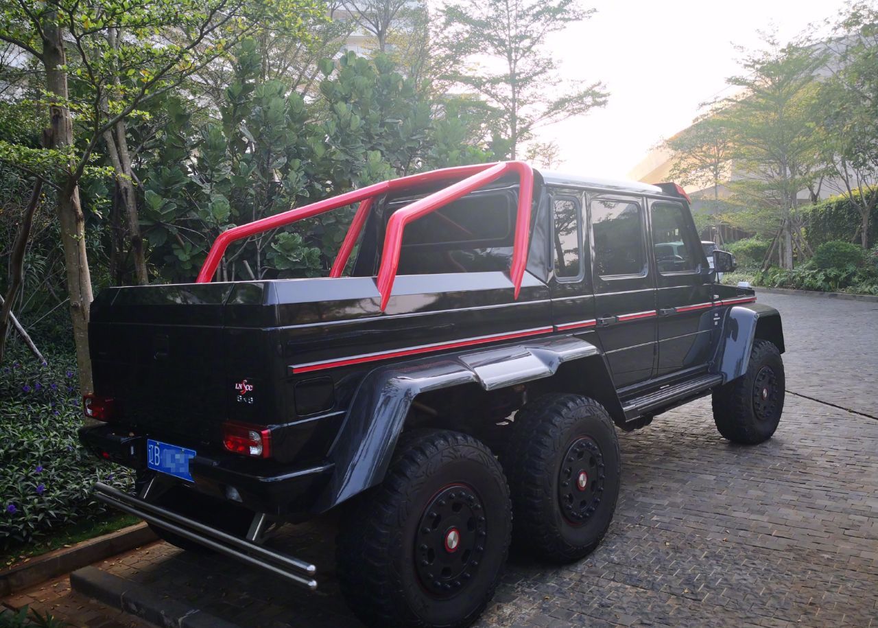 大连最贵皮卡现身三亚,超过8百万大牛,当地人都是第1次见