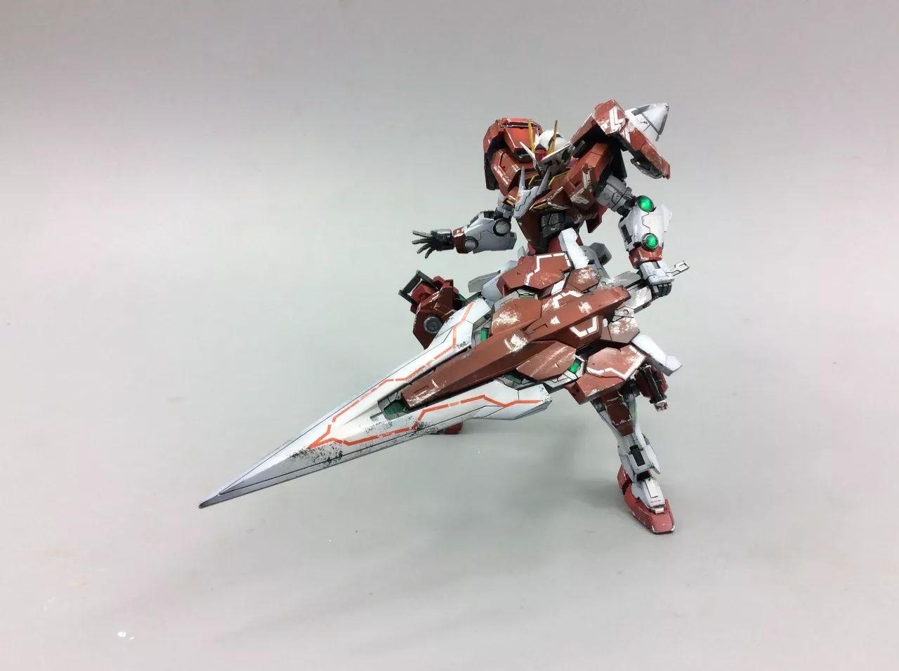 佳作: 00高达七剑红色检察官配色