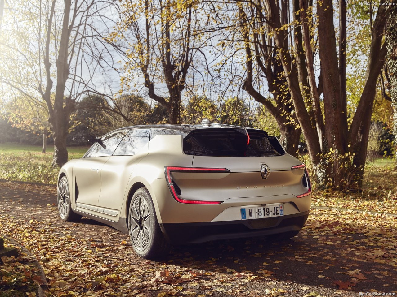 雷诺symbioz概念车 将智能人机合一发挥到极致 昭示:未来,已来-新浪