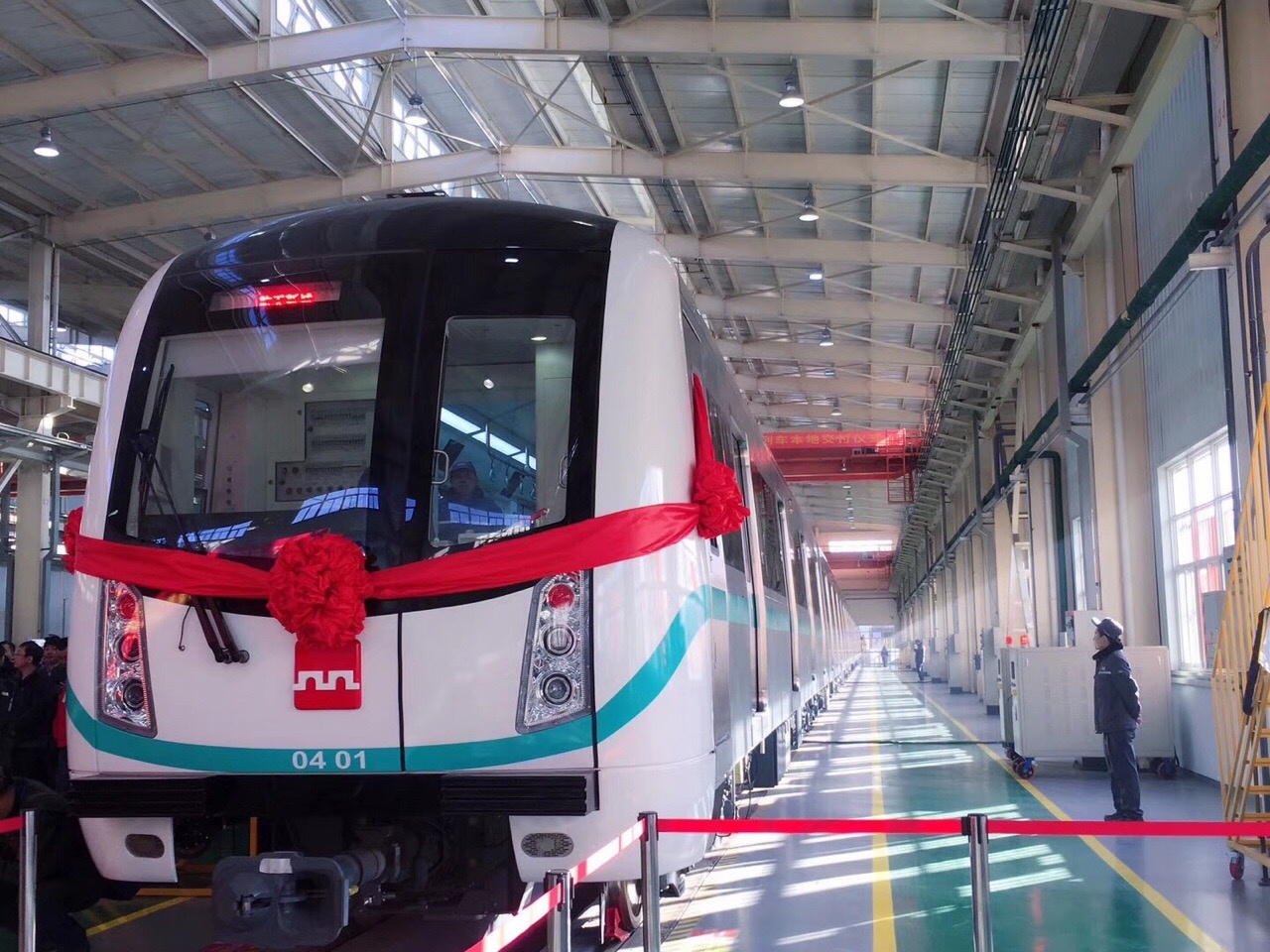 西安地铁四号线列车来了!首次亮相照片曝光[色]