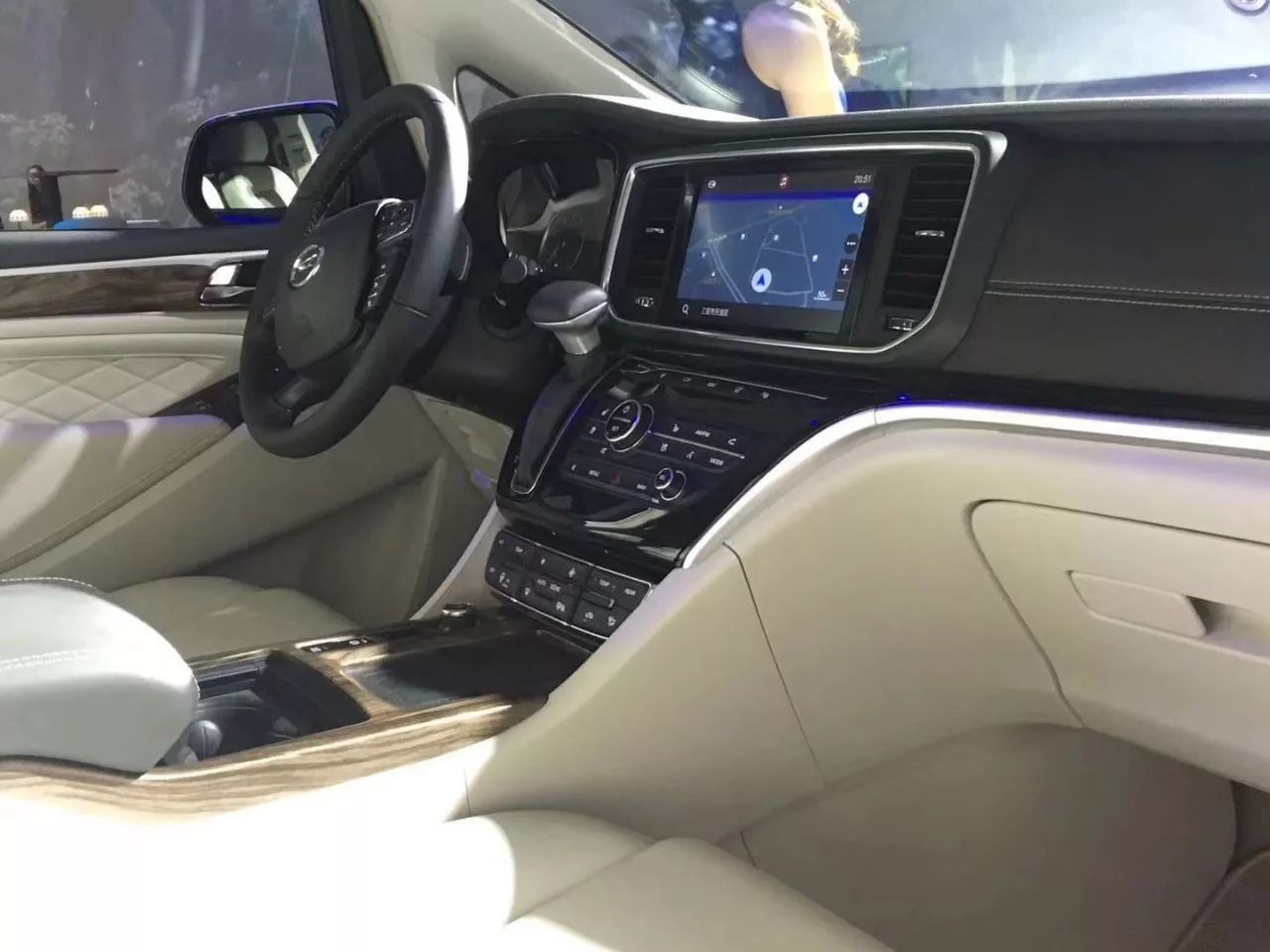 售1768起剑指gl8奥德赛的广汽传祺gm8上市